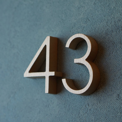 Cast Metal House Numbers & Letters - Ribbon Style